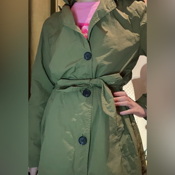 Khaki trench coat - Picture 3 of 9